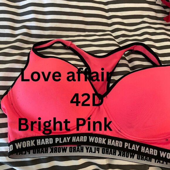 Victoria Secret Bra Set - Picture 6 of 9